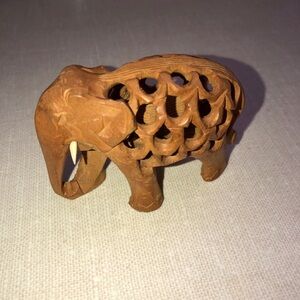 Hand carved wooden Mom baby‎ elephant in Belly White Tusks figure